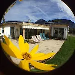 Gemuetliche Souterrain-einliegerwohnung In Zentraler Lage Mit Vielen Extras Appartement *