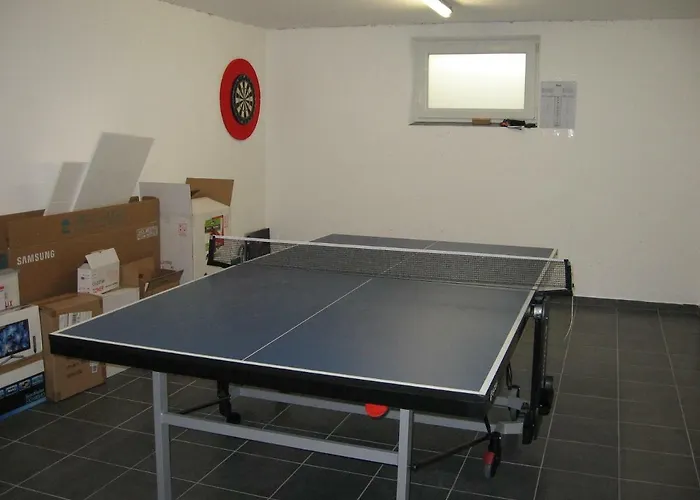 Apartment Gemuetliche Souterrain-einliegerwohnung In Zentraler Lage Mit Vielen Extras *